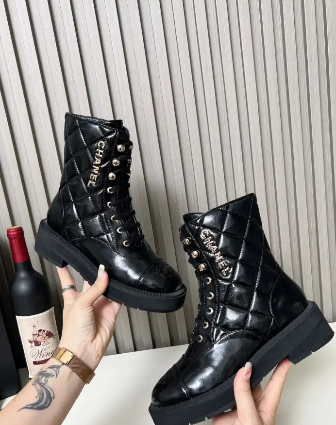 hype Chanel Boots