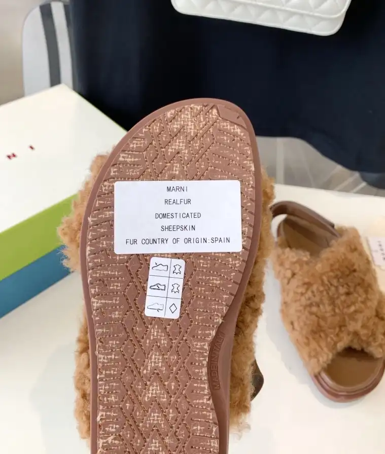 hype Other Slippers