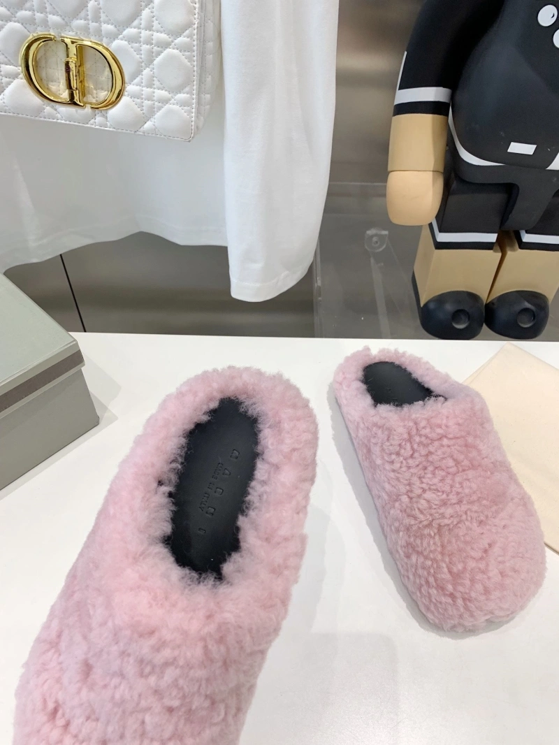 Other Slippers