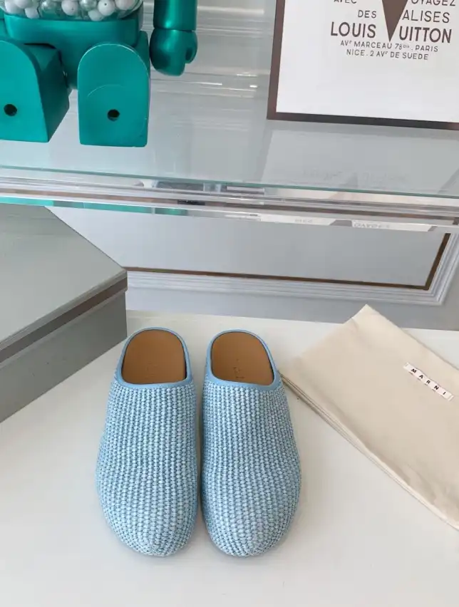 hype Other Slippers