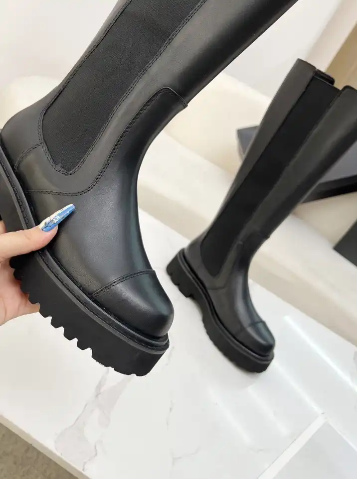 hype Chanel Boots