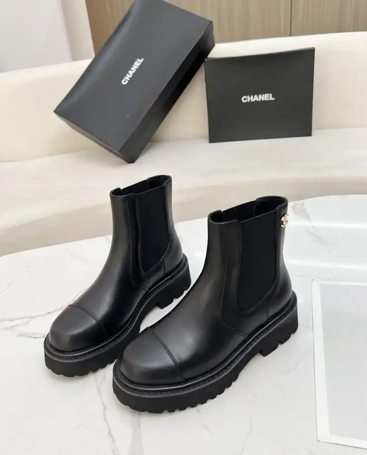 hype Chanel Boots