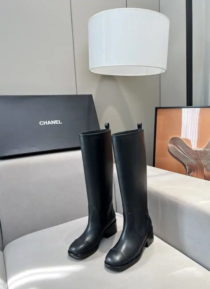 hype Chanel Boots