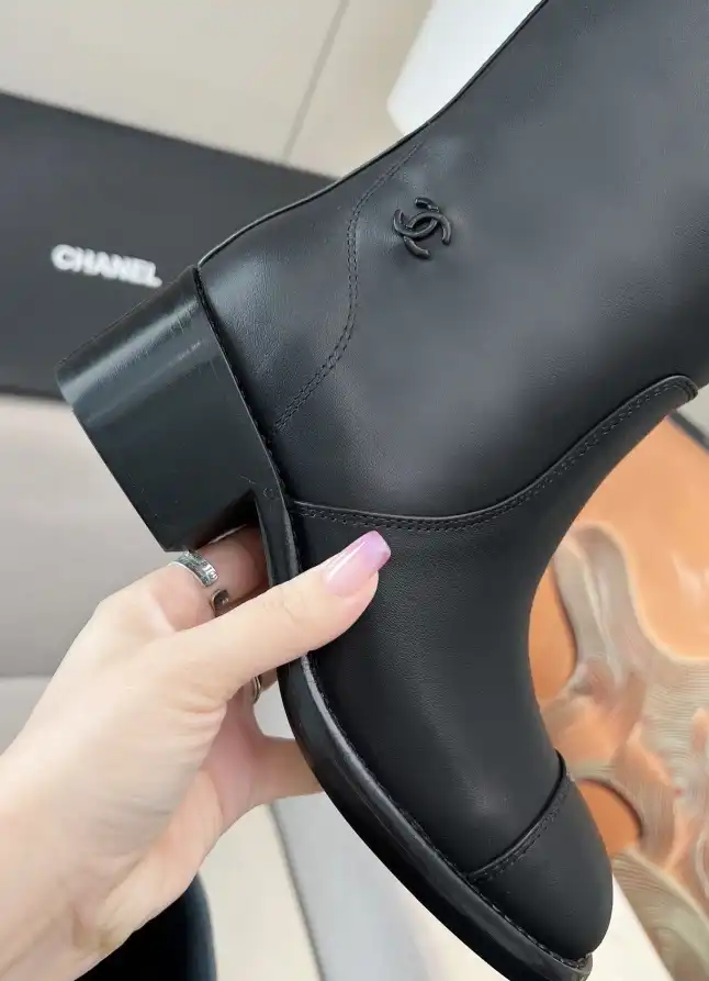 hype Chanel Boots