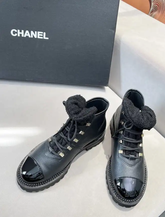 hype Chanel Boots