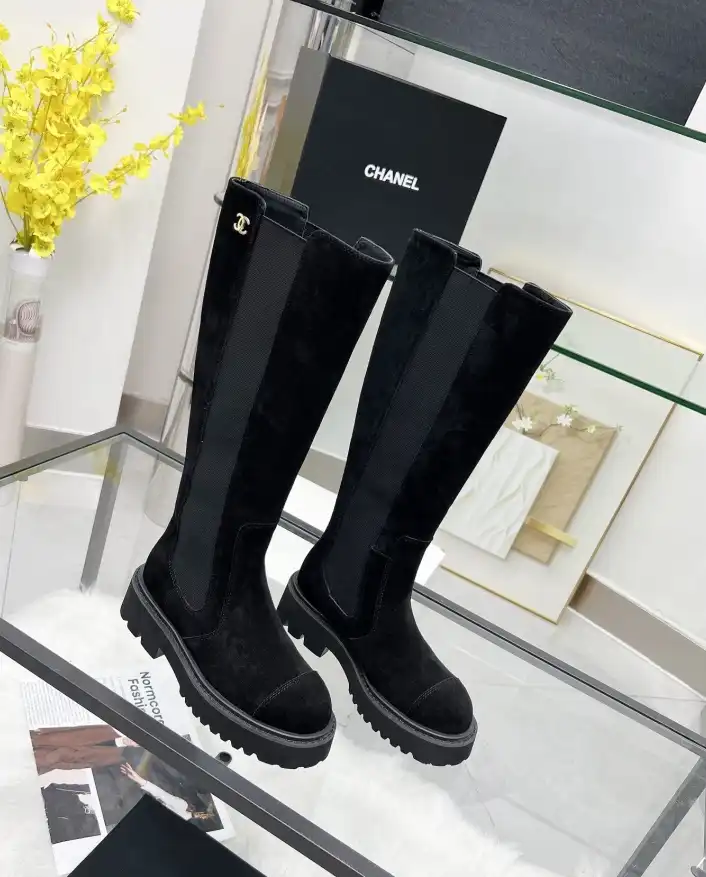 hype Chanel Boots