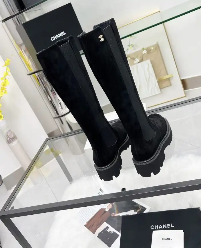 hype Chanel Boots