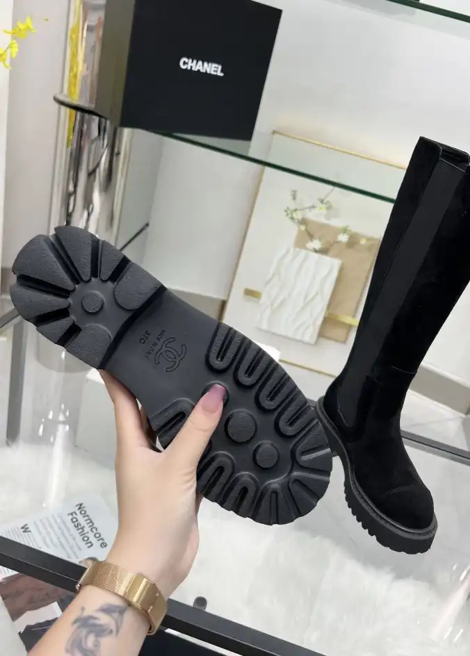 hype Chanel Boots