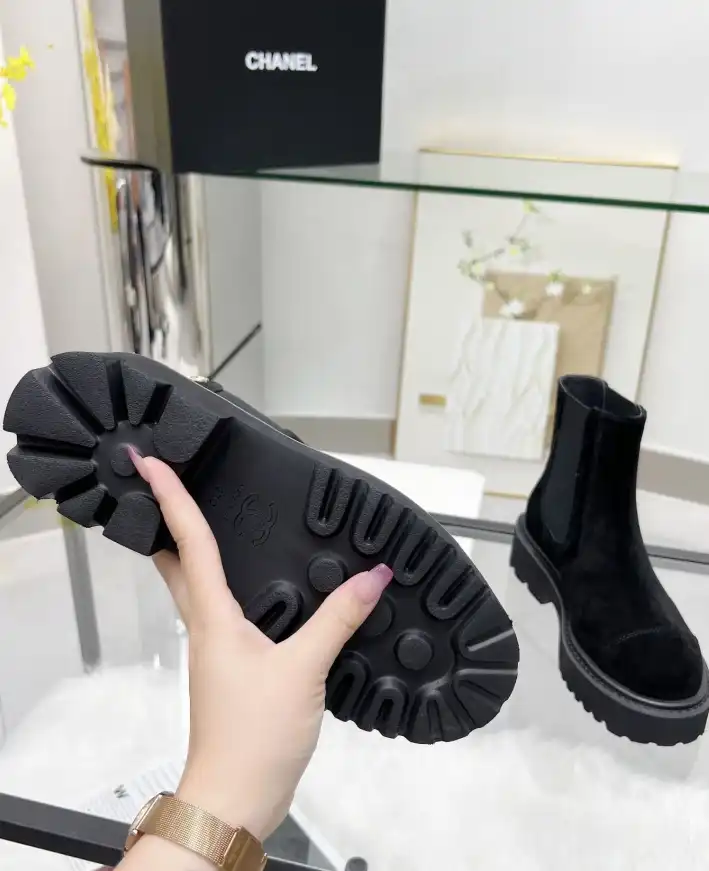 hype Chanel Boots