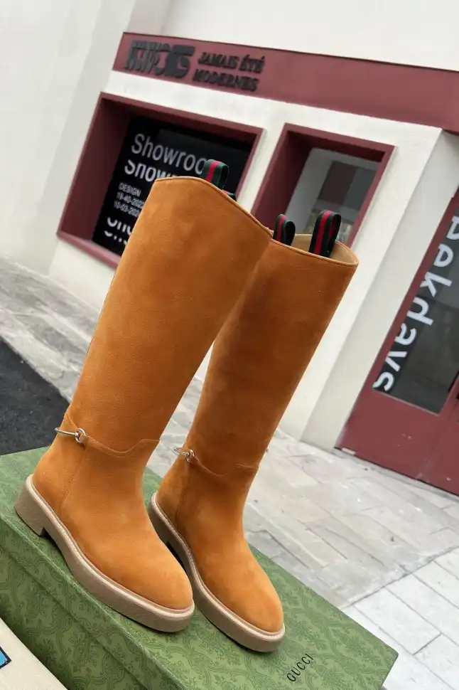 hype Gucci Boots