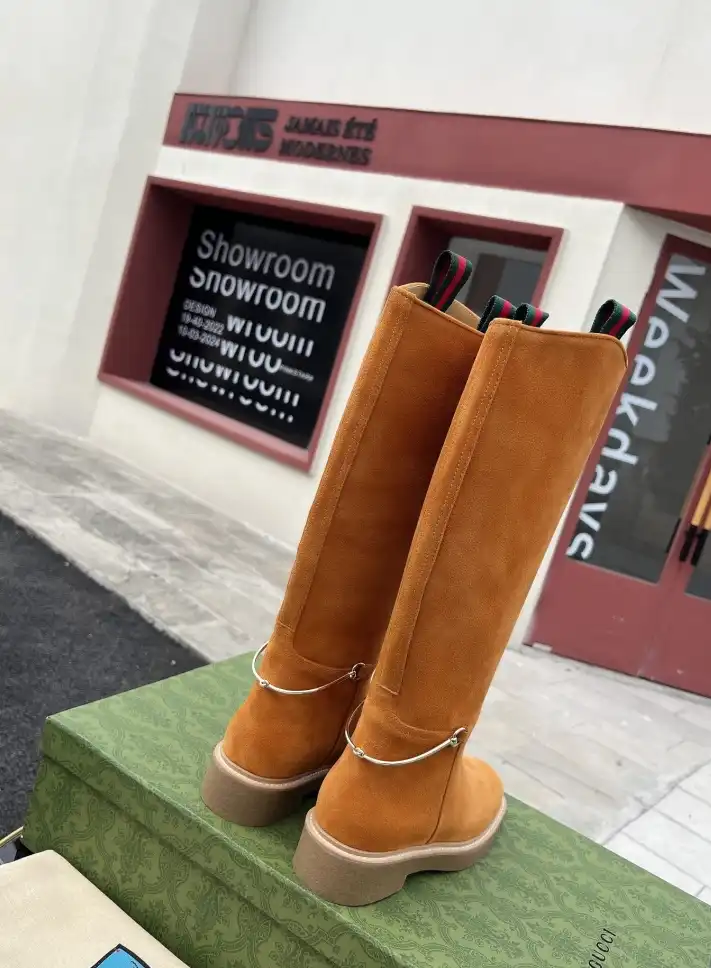 hype Gucci Boots