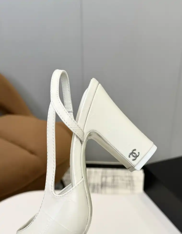 hype Chanel High Heels