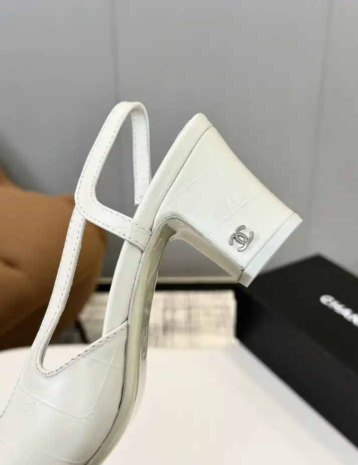 hype Chanel High Heels