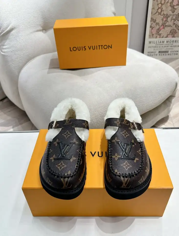 hype LV Slippers