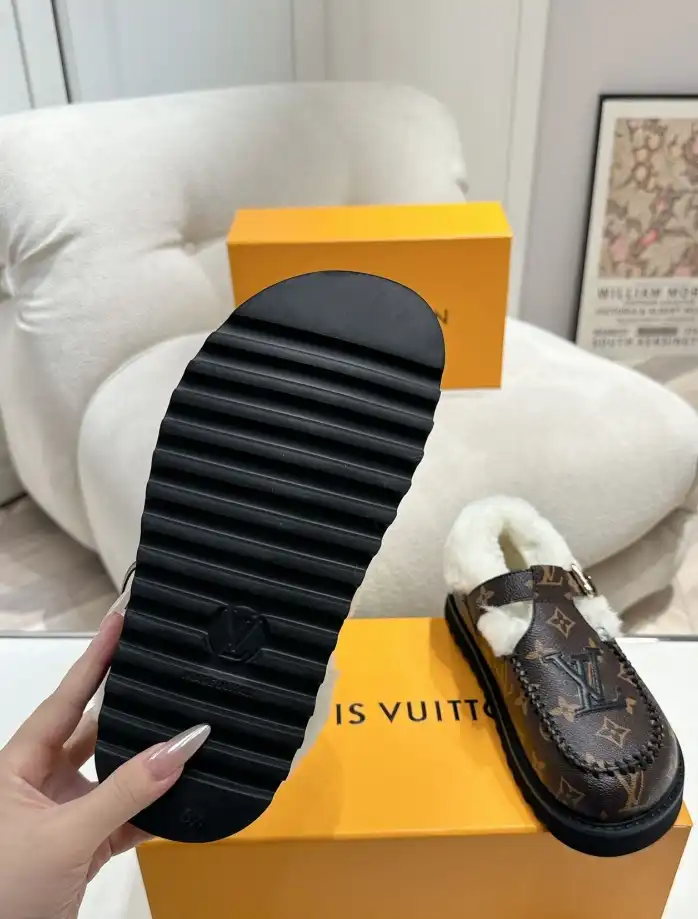 hype LV Slippers