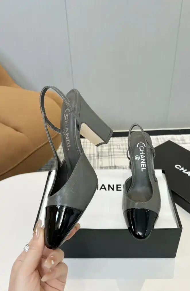 hype Chanel High Heels