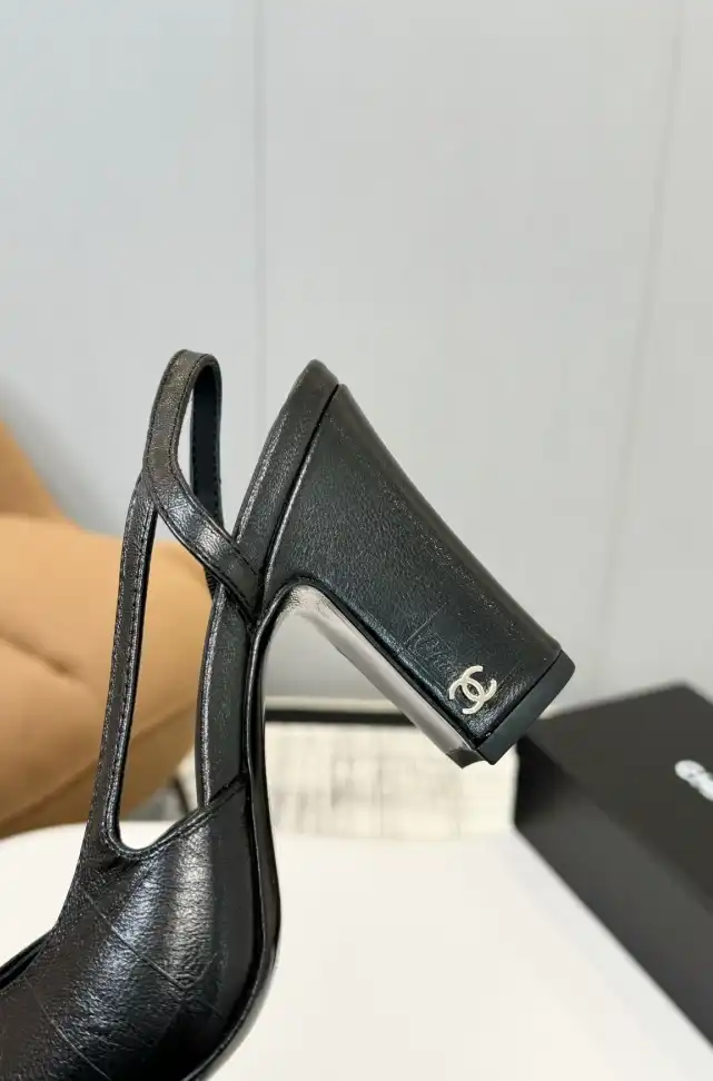 hype Chanel High Heels