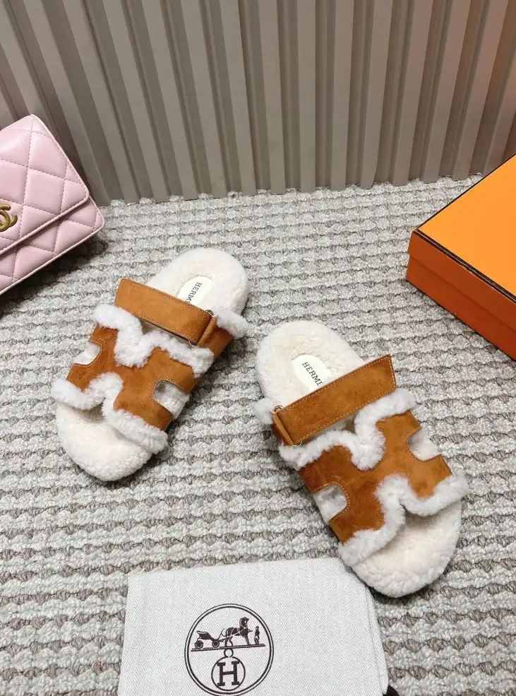 hype Hermes Slippers