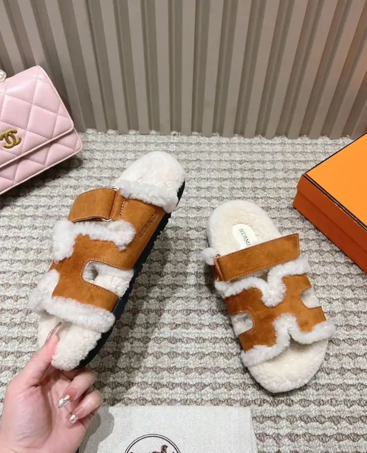 hype Hermes Slippers