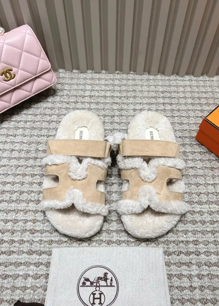 hype Hermes Slippers