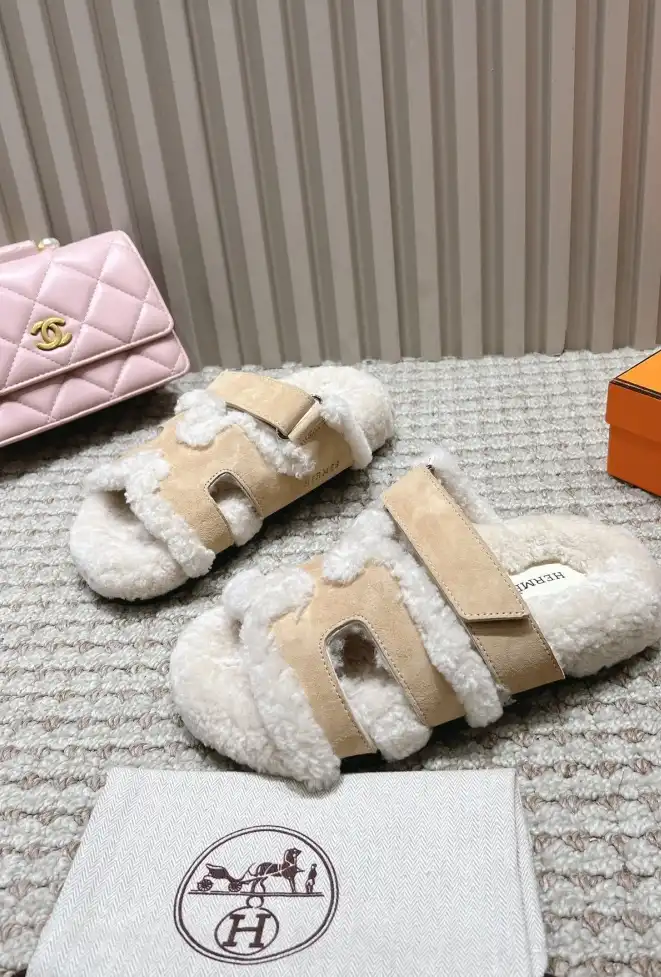 hype Hermes Slippers