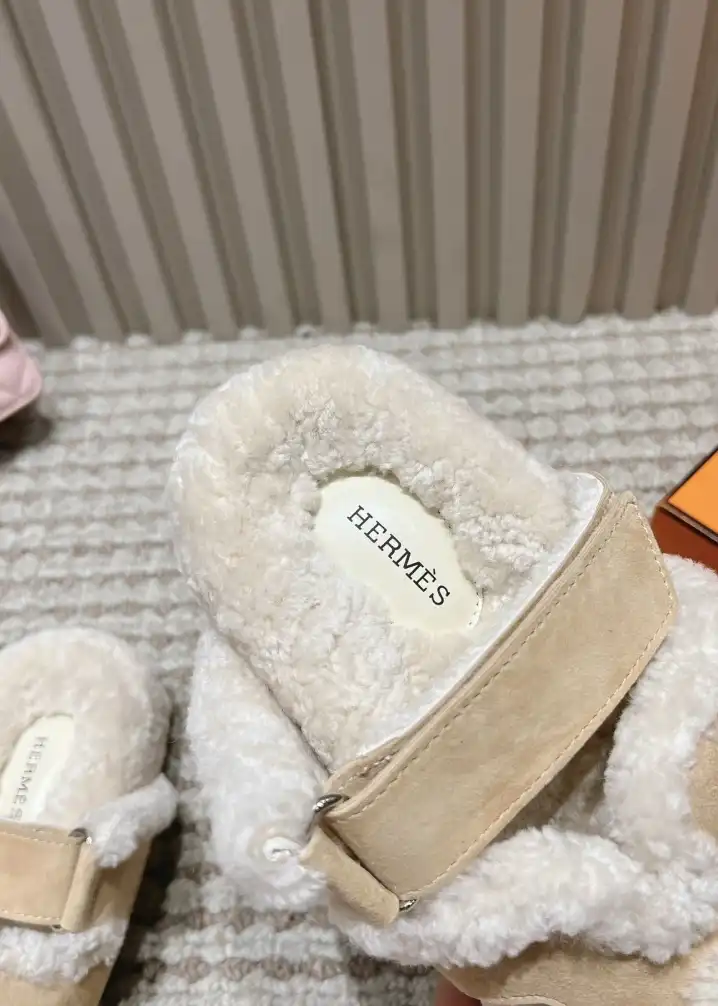 hype Hermes Slippers