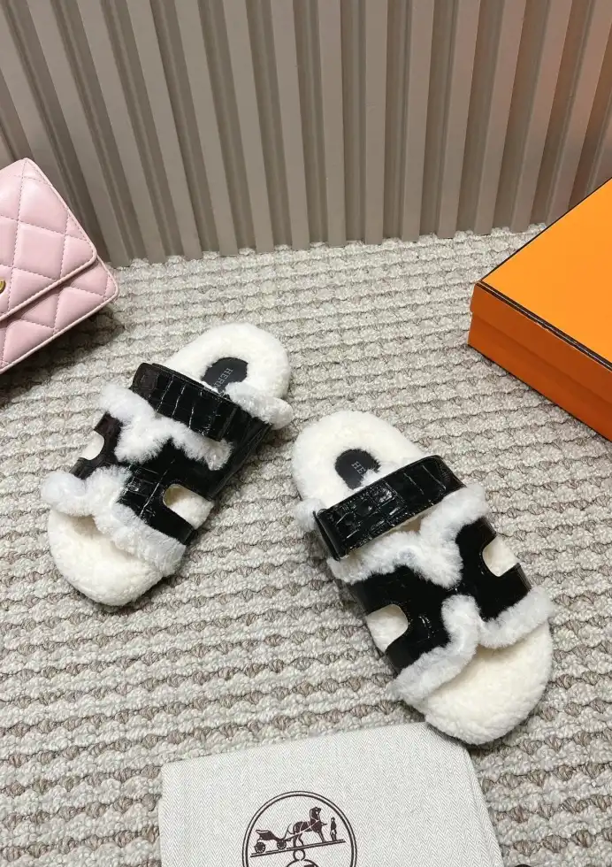 hype Hermes Slippers