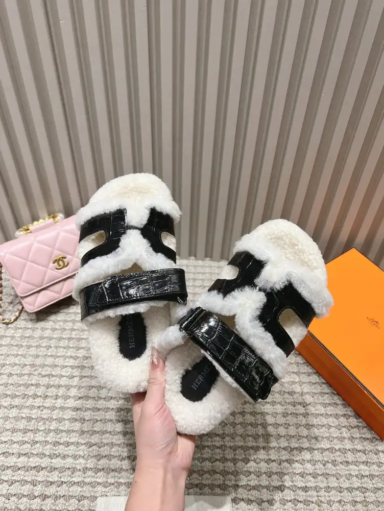 hype Hermes Slippers