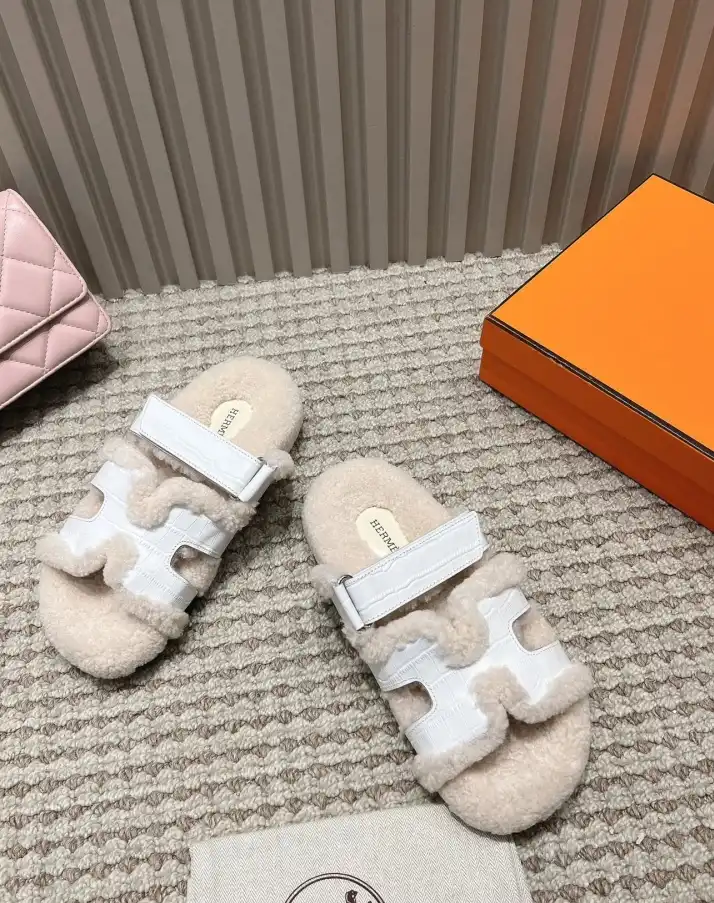 hype Hermes Slippers