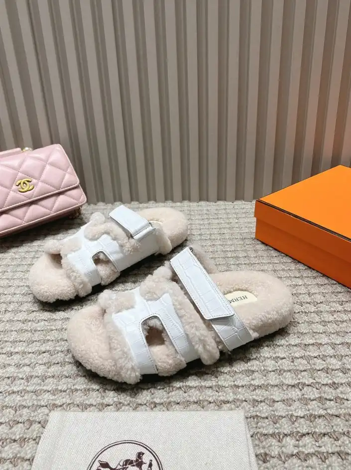 hype Hermes Slippers