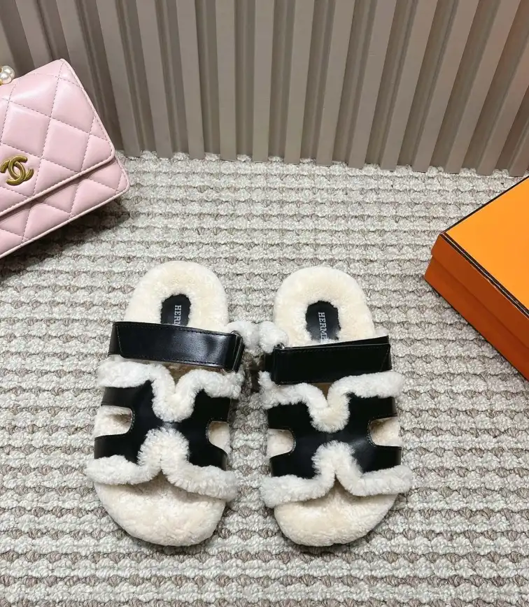 hype Hermes Slippers