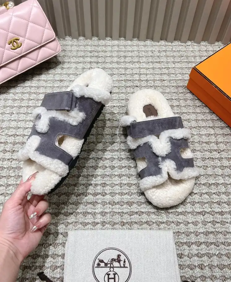 hype Hermes Slippers