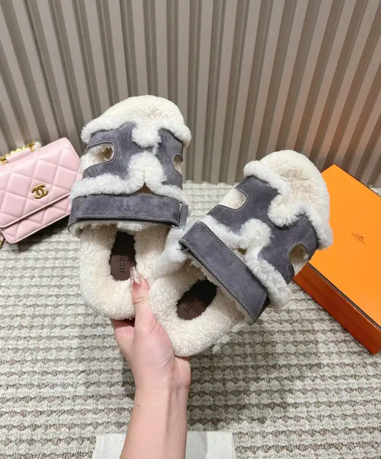 hype Hermes Slippers