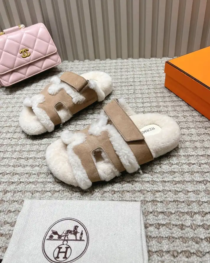 hype Hermes Slippers