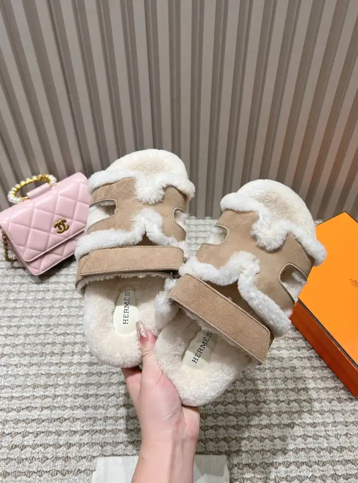 hype Hermes Slippers