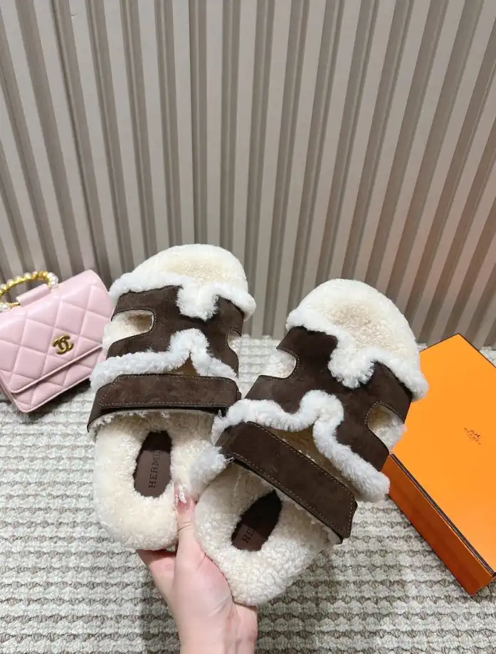 hype Hermes Slippers