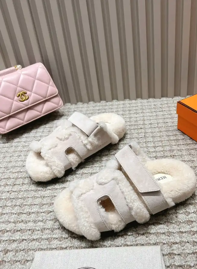 hype Hermes Slippers