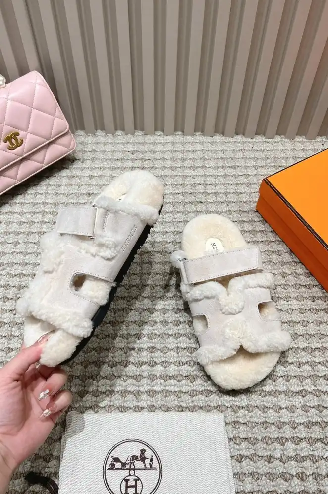 hype Hermes Slippers