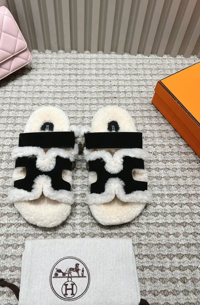 hype Hermes Slippers