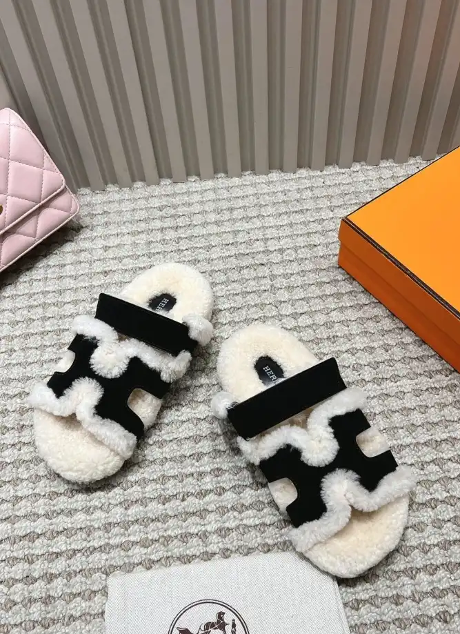 hype Hermes Slippers