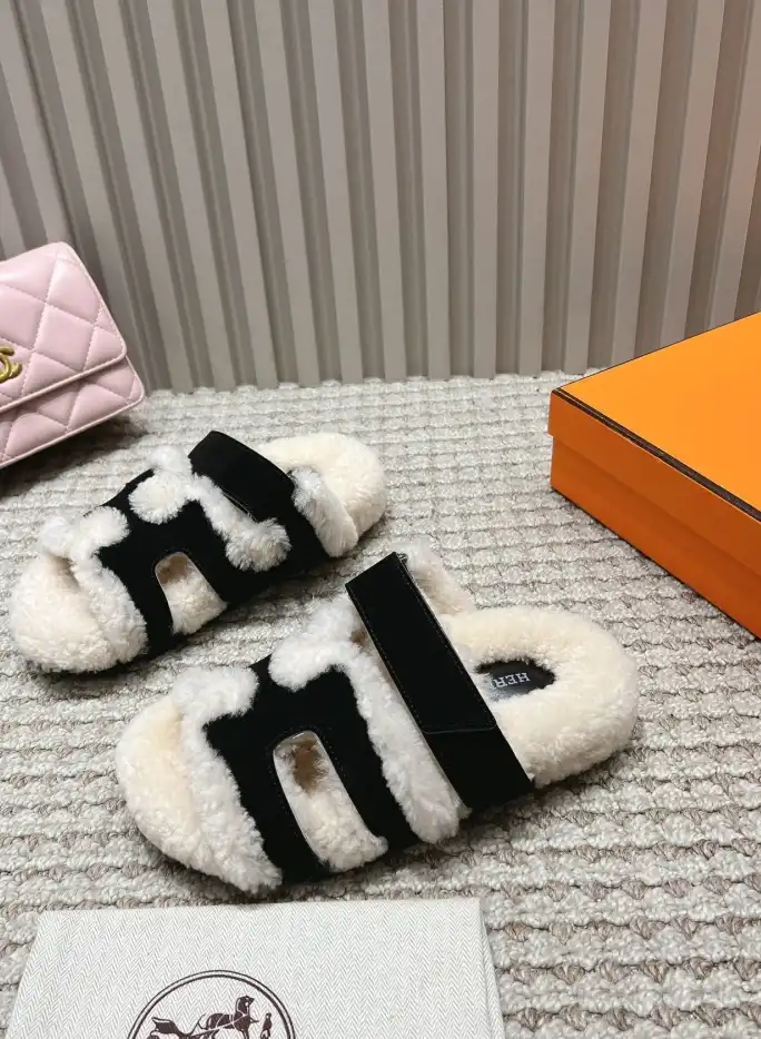 hype Hermes Slippers