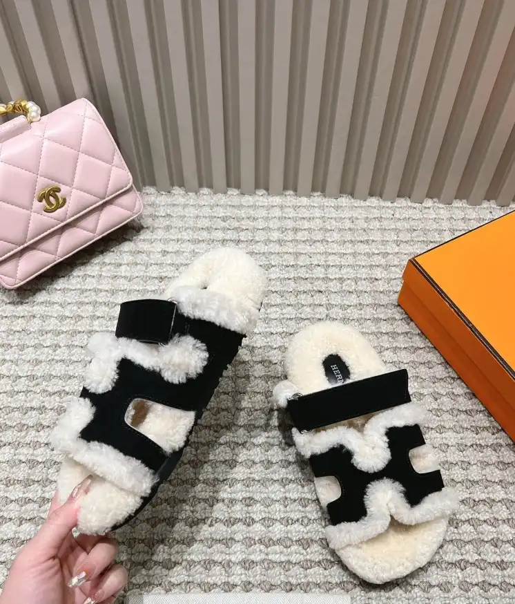 hype Hermes Slippers