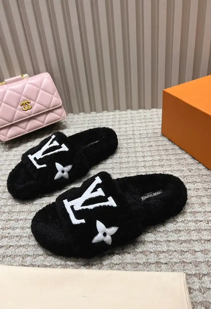 hype LV Slippers