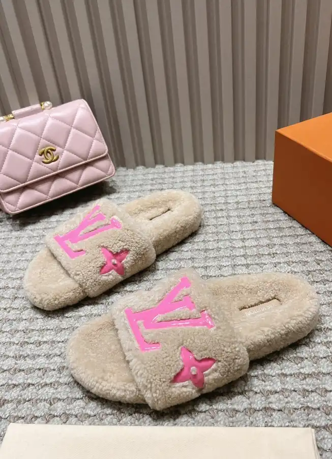 hype LV Slippers