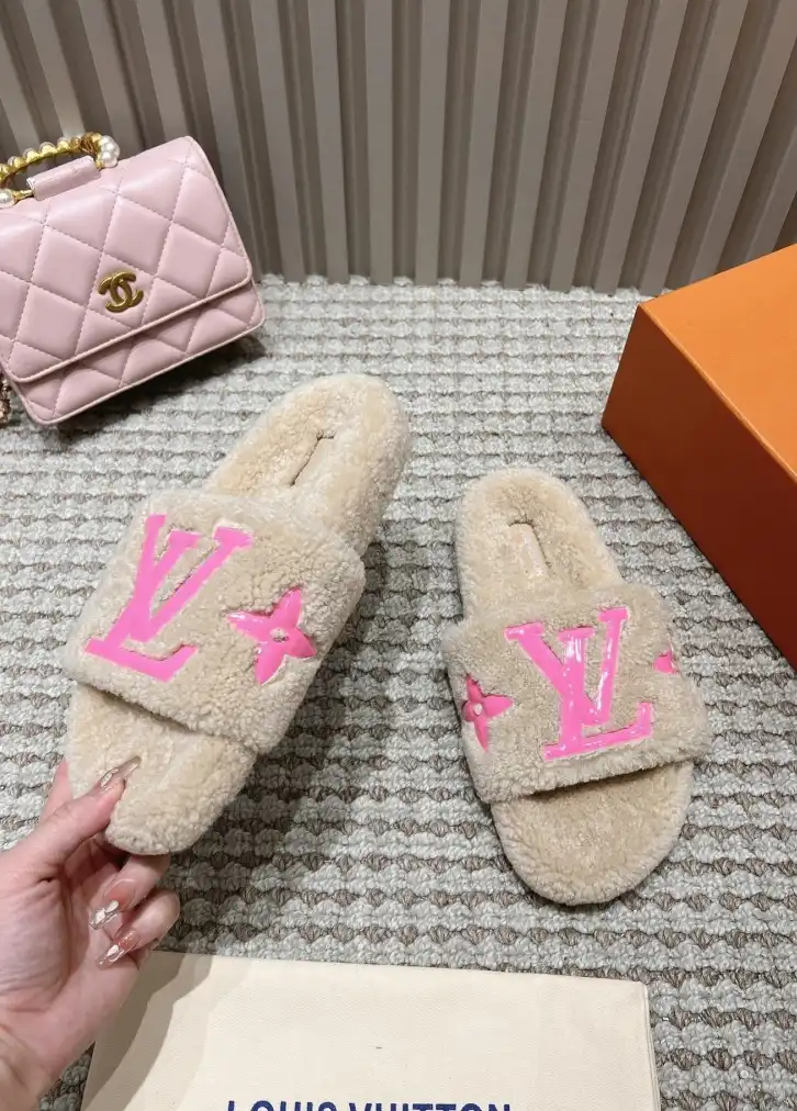 hype LV Slippers