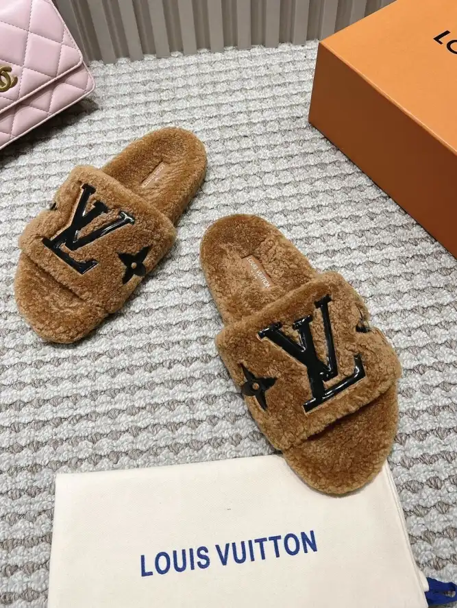 hype LV Slippers