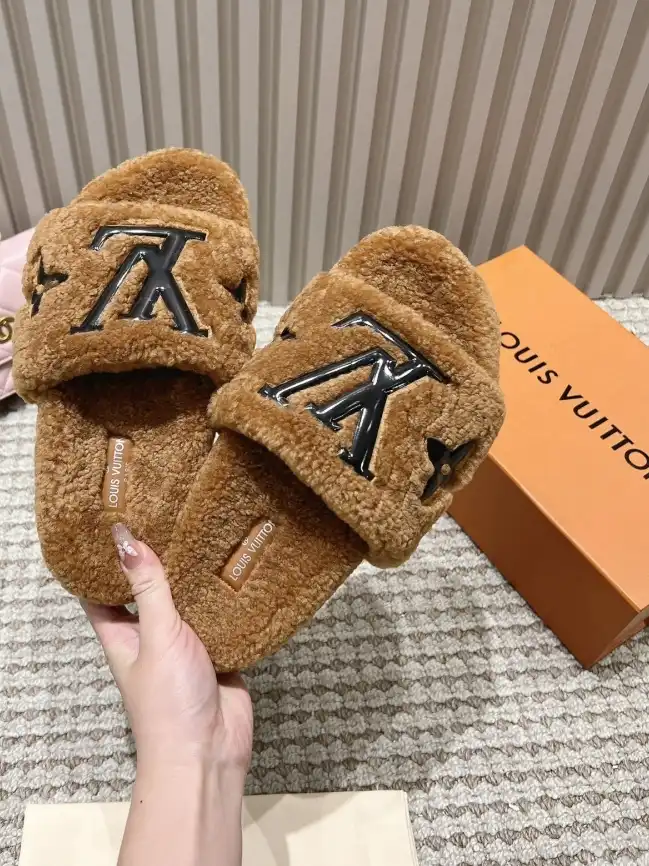 hype LV Slippers