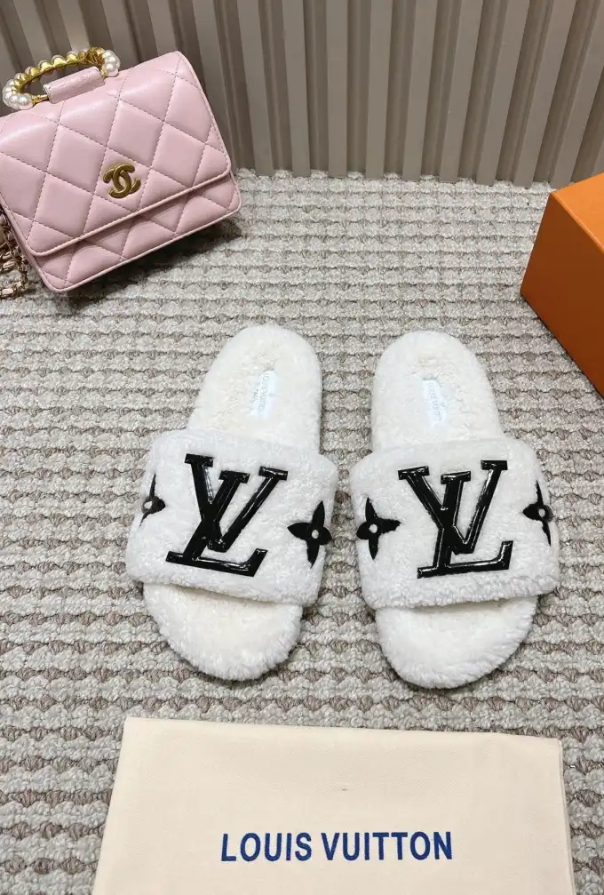 hype LV Slippers