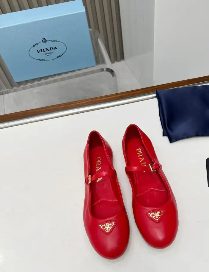 hype Prada flat shoes