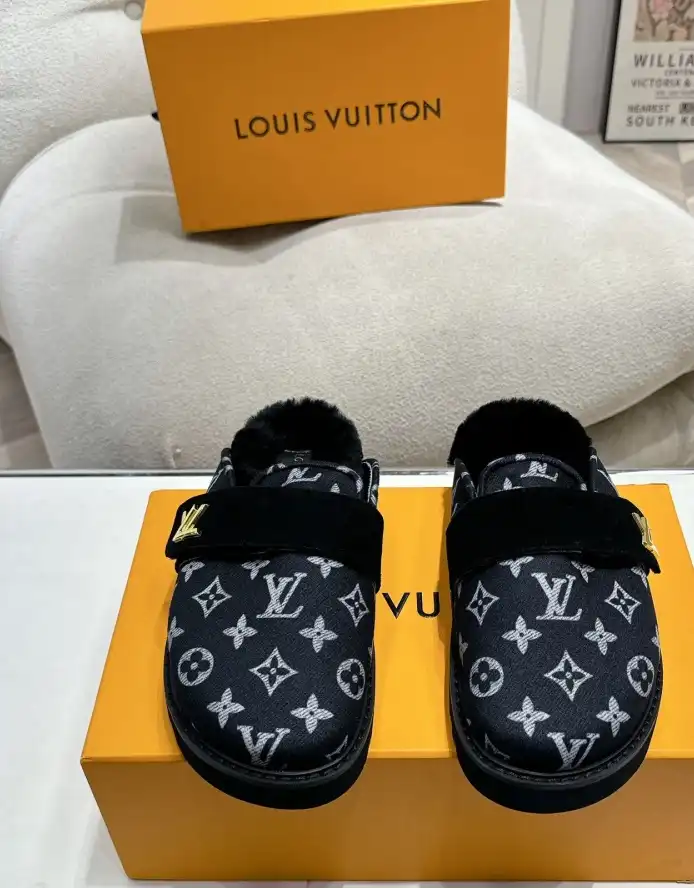 hype LV Slippers